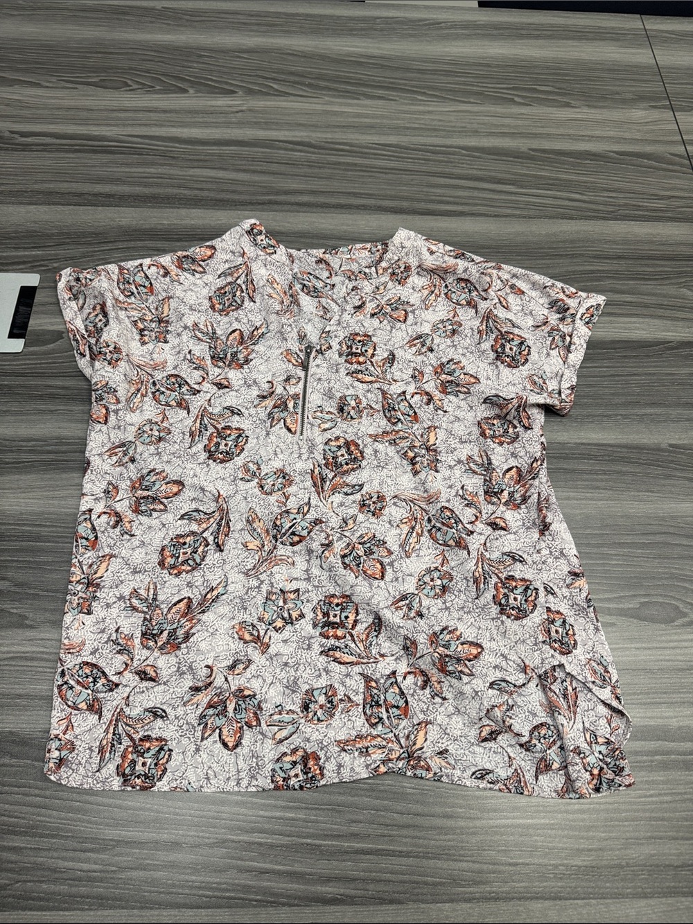 Maurices White Floral Short-Sleeve Blouse with Peach and Black Print